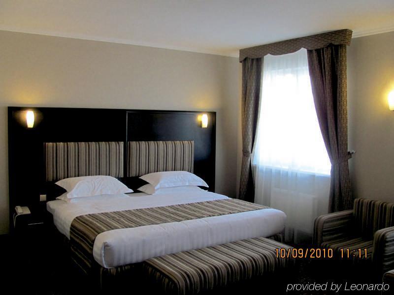 Inn Ozz Astana Стая снимка