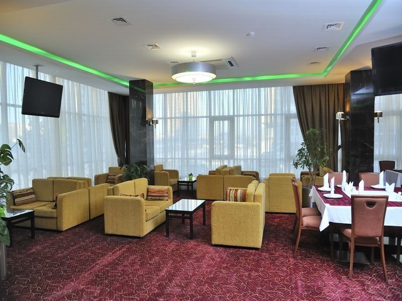 Inn Ozz Astana Екстериор снимка